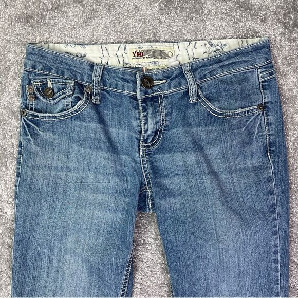 YMI Jeans Women's 3 Blue Bootcut Medium Wash Low Rise Stretch Y2K Juniors Teen - Picture 2 of 13